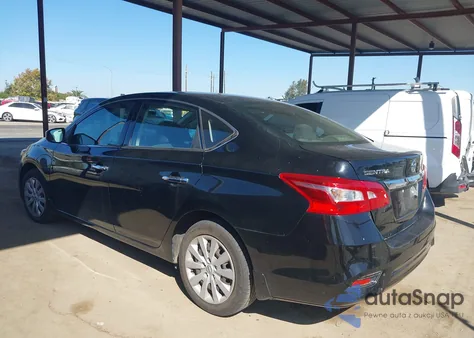 2018 Nissan Sentra S z USA, uszkodzony, nr VIN 3N1AB7AP4JY210226